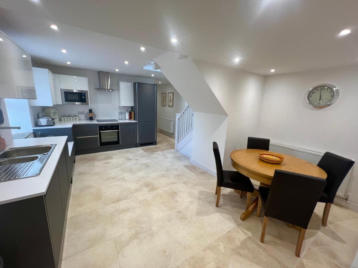 Stunning Home With Stargazing Room Near Kielder Water Greenhaugh Exterior photo